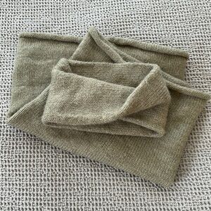 Universal Thread Snood and Twist Headband Green
